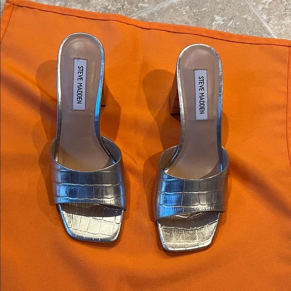 Steve Madden Shoes - Steve Madden Metallic Silver Heeled Mules Like New!!!!